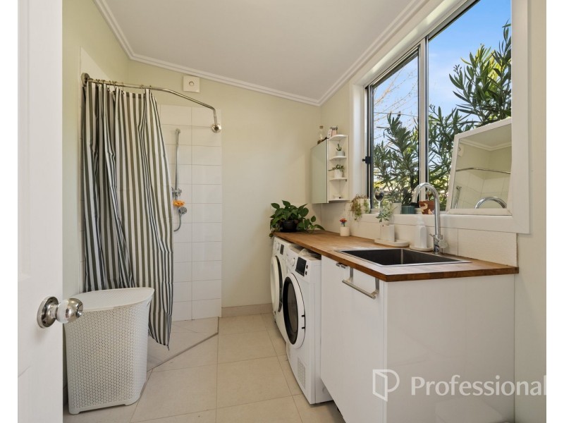 233 Olive Street, South Albury NSW 2640
