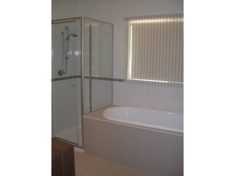 13 Ballara Drive, West Wodonga VIC 3690