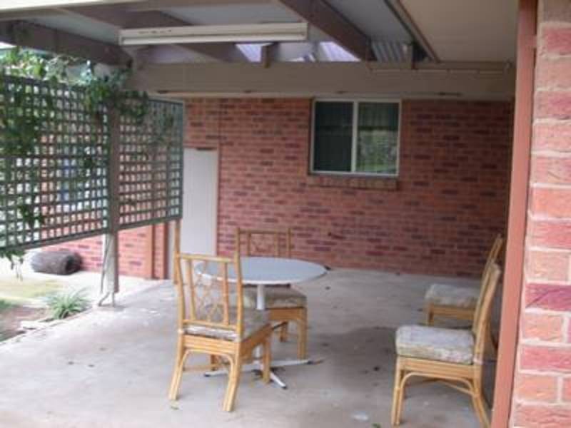 17 Craig Drive, Bellbridge VIC 3691