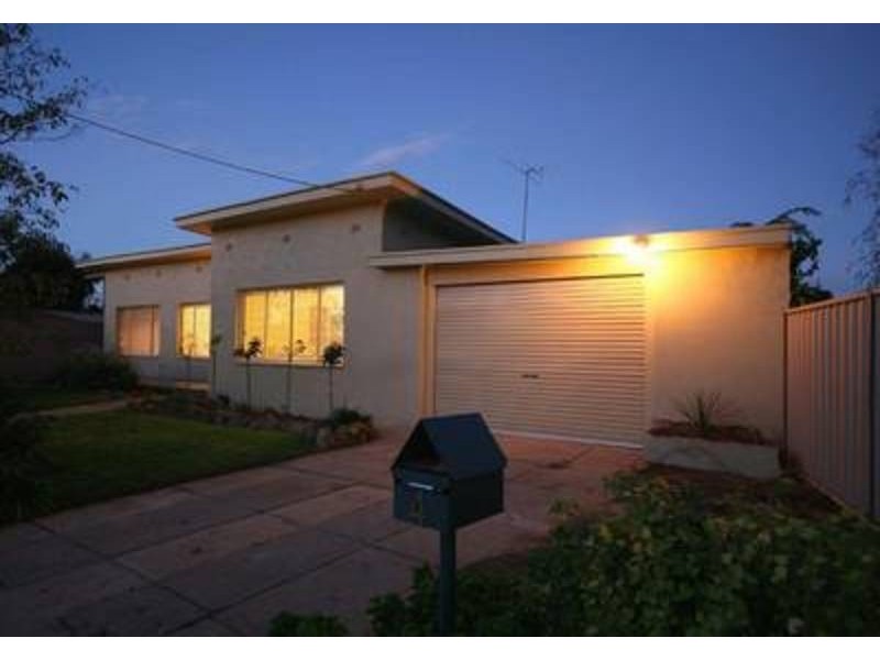 4 Croyland Street, Wodonga VIC 3690