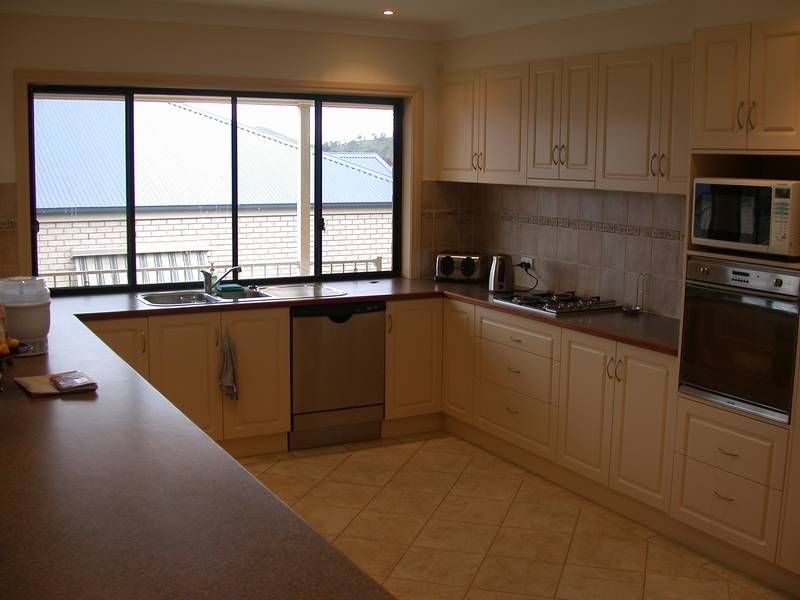 53 Avondale Drive, Wodonga VIC 3690
