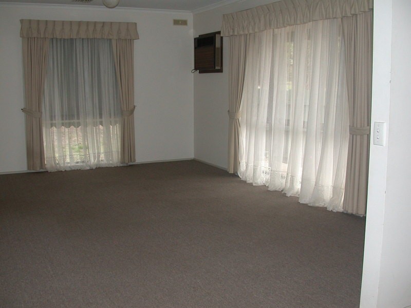 15 Wiltshire Crescent, Wodonga VIC 3690