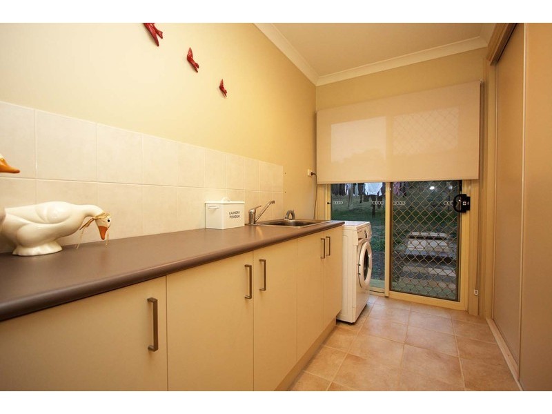 Table Top NSW 2640