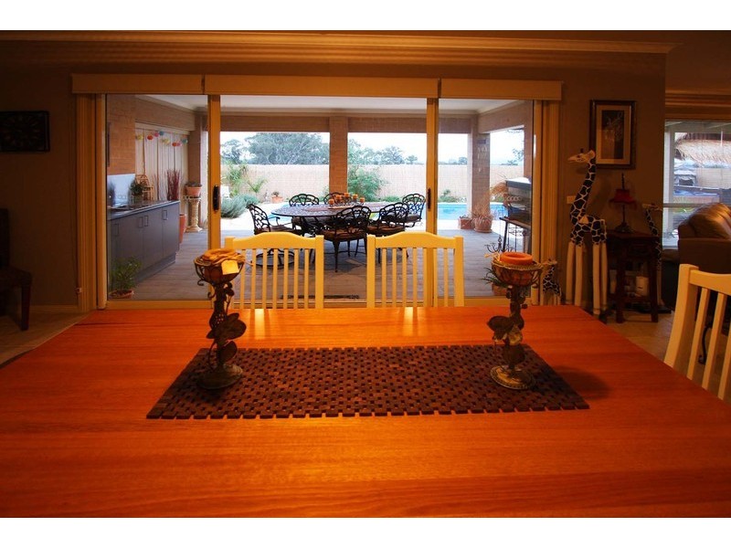 Table Top NSW 2640