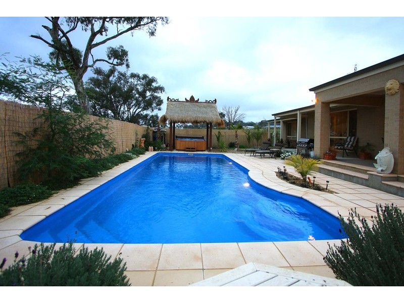 Table Top NSW 2640