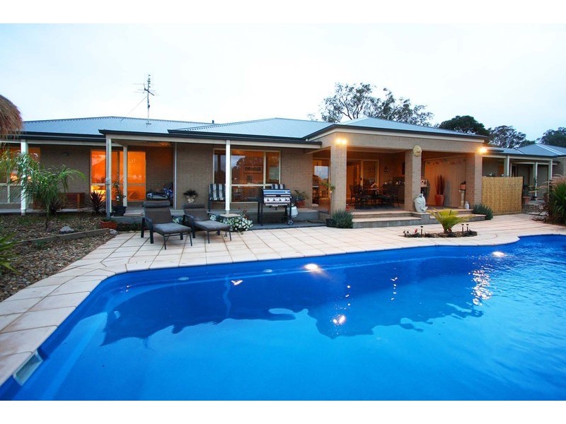 Table Top NSW 2640