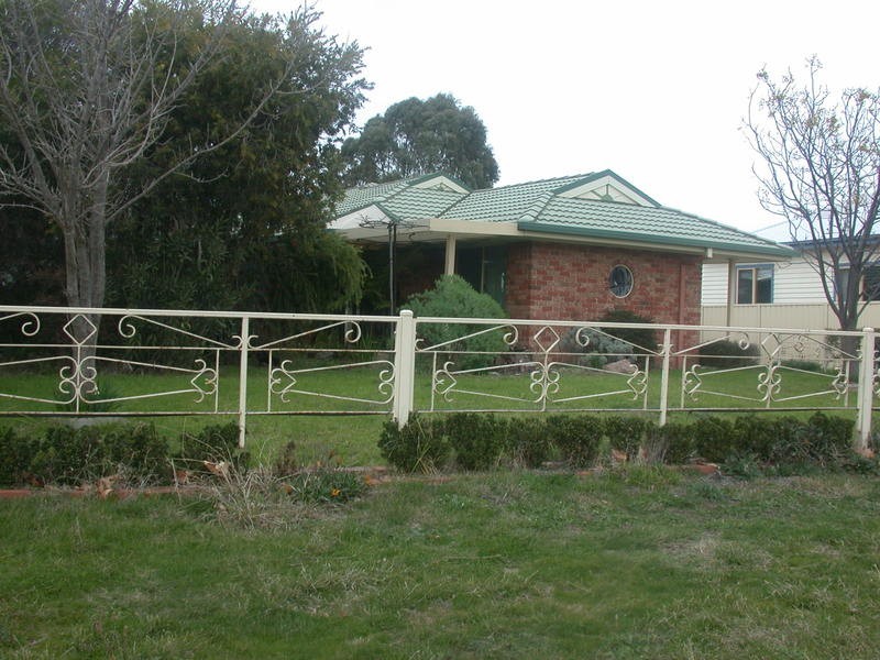 50 High Street, Chiltern VIC 3683