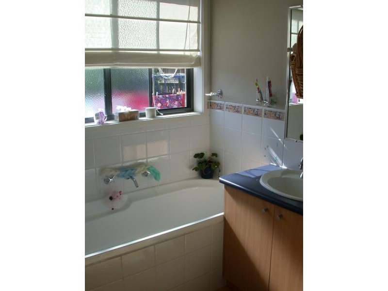 4 Fussell Court, Wodonga VIC 3690