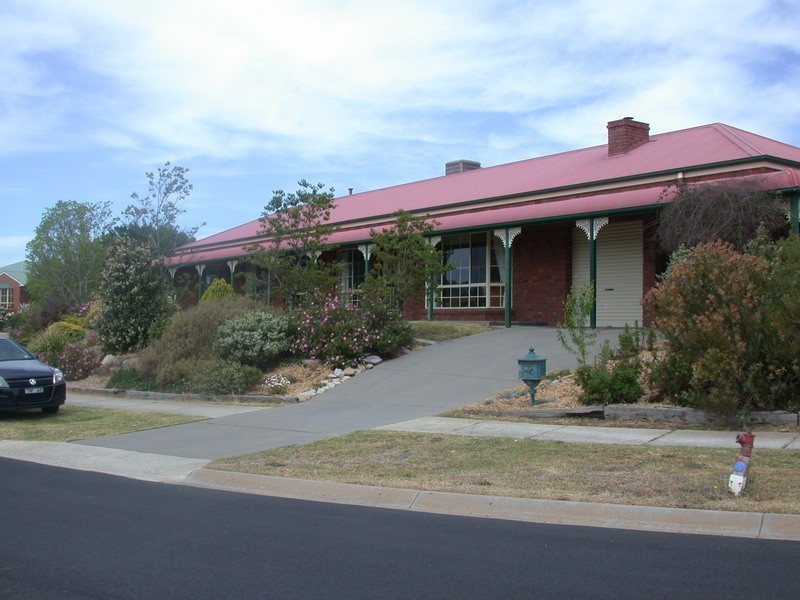 7 Ballara Drive, Wodonga VIC 3690