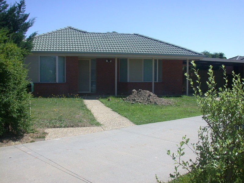 8 Ty Court, Wodonga VIC 3690