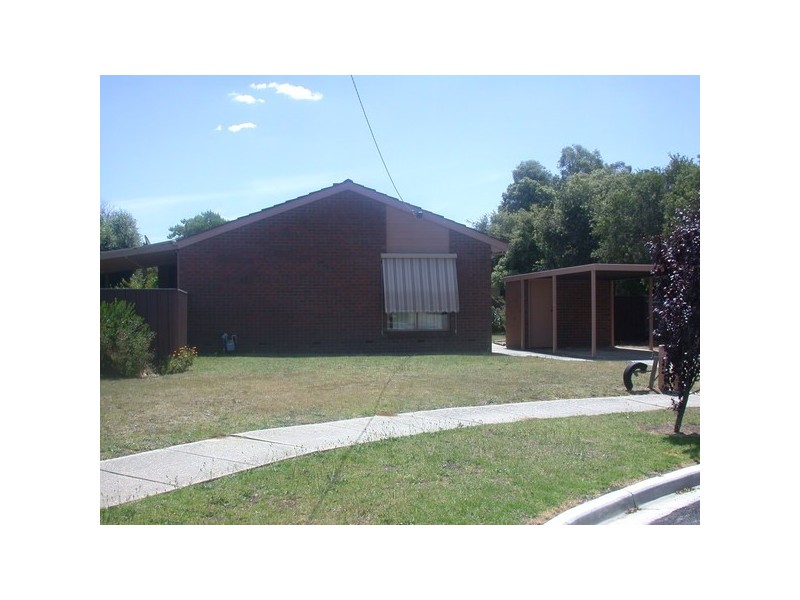 2 Clyde Court, Wodonga VIC 3690