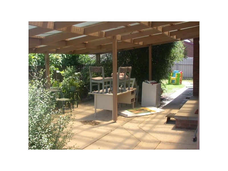 2 Clyde Court, Wodonga VIC 3690