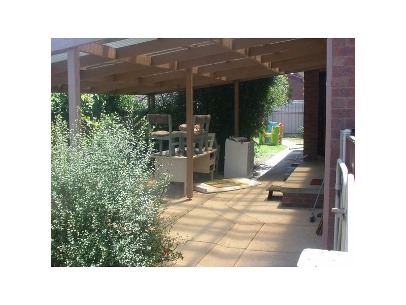 2 Clyde Court, Wodonga VIC 3690