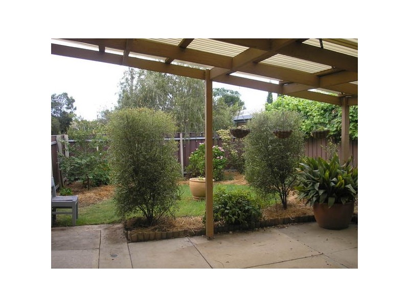 2 Clyde Court, Wodonga VIC 3690