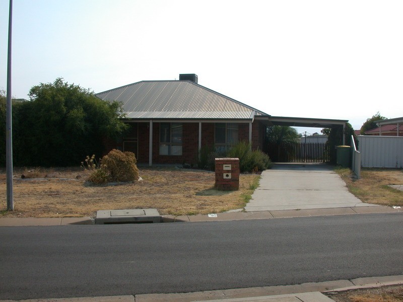2 Hamilton Place, Wodonga VIC 3690