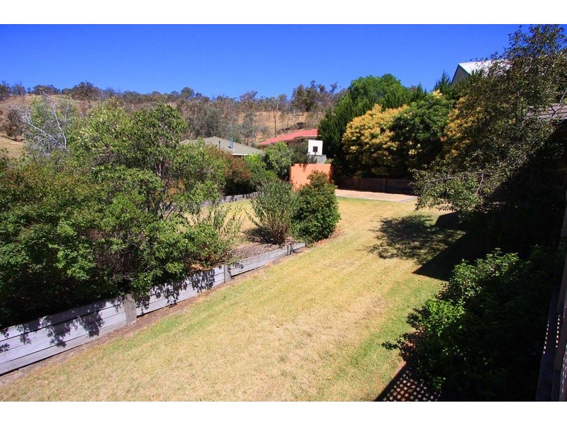1 Caernarvon Court, Wodonga VIC 3690