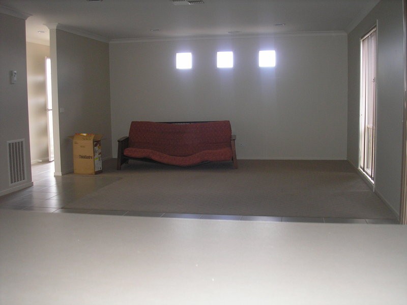 2/19 Thorneycroft Avenue, Wodonga VIC 3690