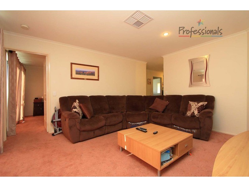 7 Elizabeth Crescent, Bellbridge VIC 3691