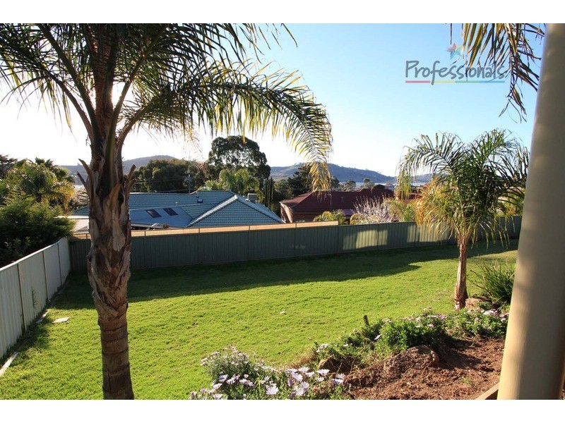 7 Elizabeth Crescent, Bellbridge VIC 3691