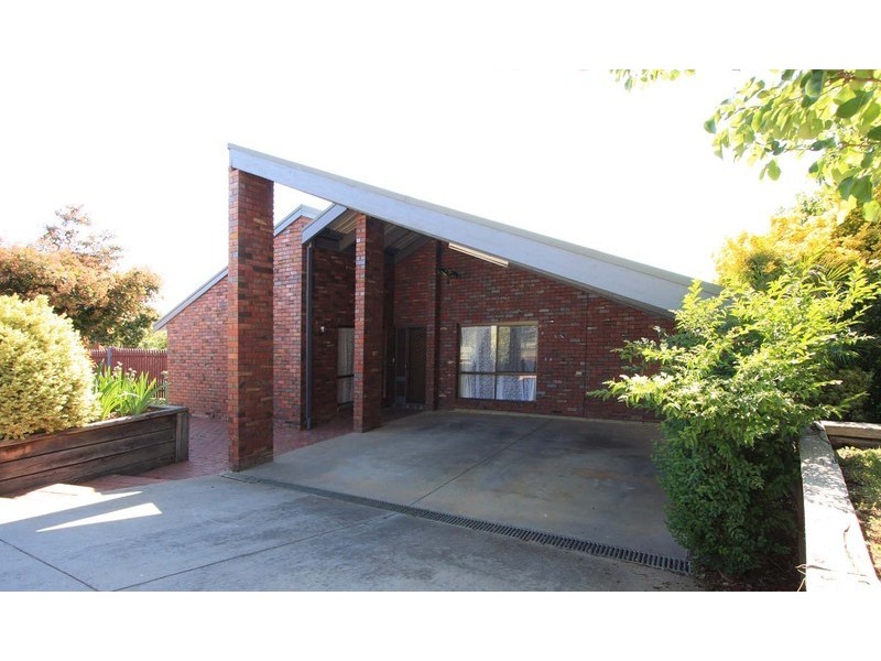 8 Fraser Court, Wodonga VIC 3690