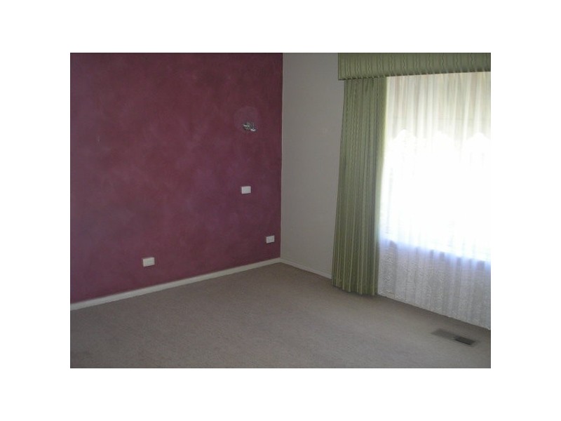 136 Bilba Street, Albury NSW 2640