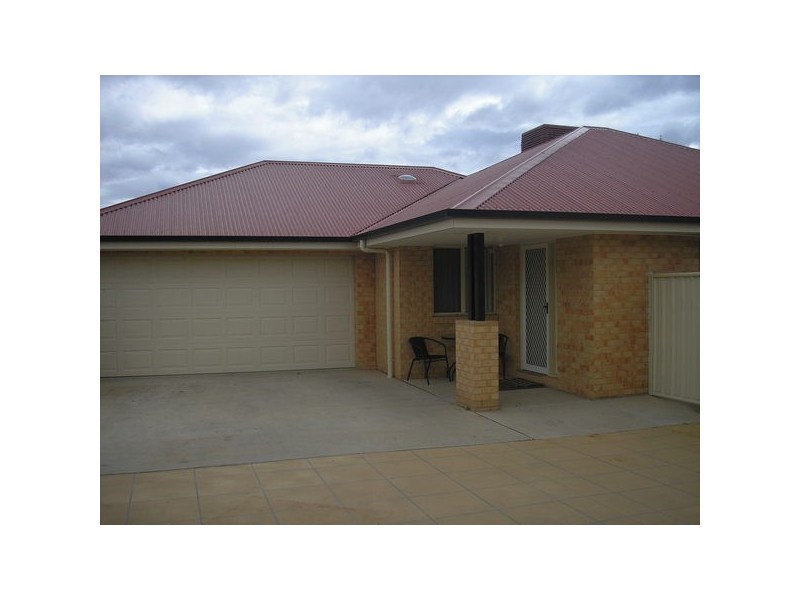 136 Bilba Street, Albury NSW 2640