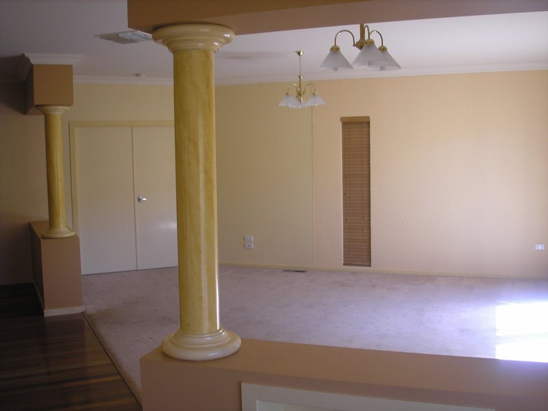 8 Ballara Drive, Wodonga VIC 3690