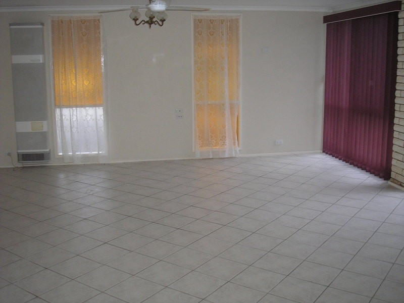 13 Garnet Circuit, Wodonga VIC 3690