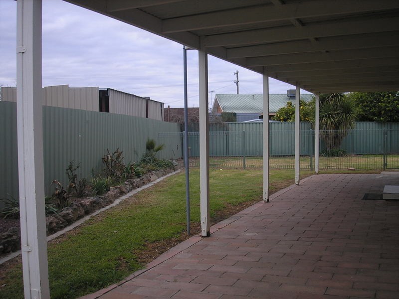 13 Garnet Circuit, Wodonga VIC 3690