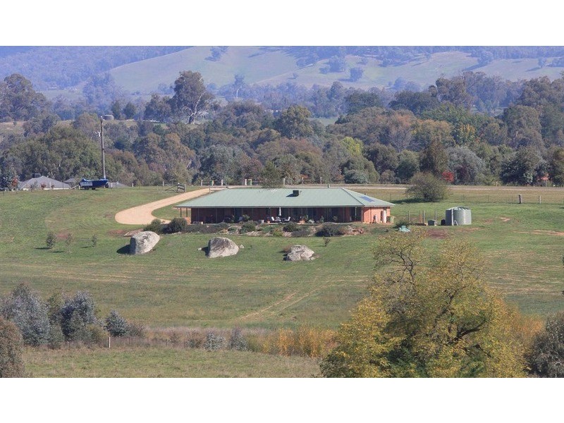 49 Meehans Lane, Yackandandah VIC 3749