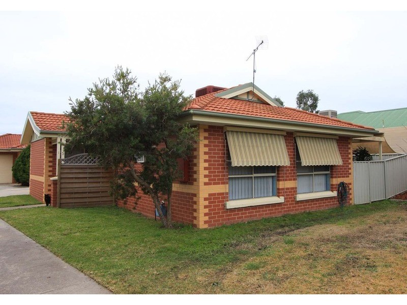 1/13 Billy Hughes Court, Wodonga VIC 3690