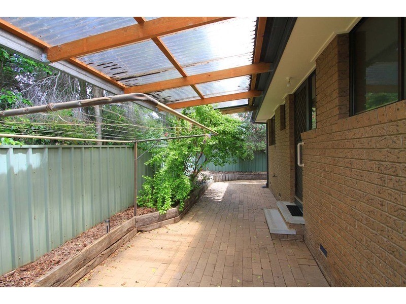 3/8 Page Court, Wodonga VIC 3690