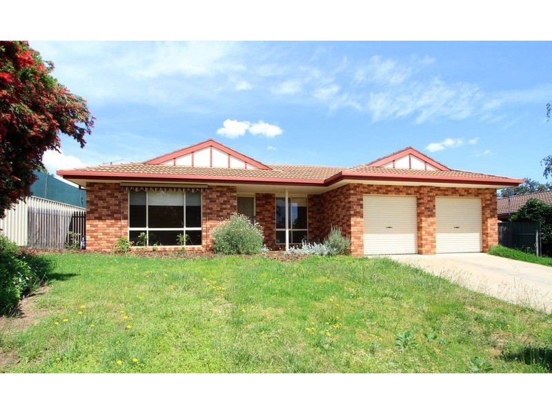 7 McCulloch Crescent, Wodonga VIC 3690