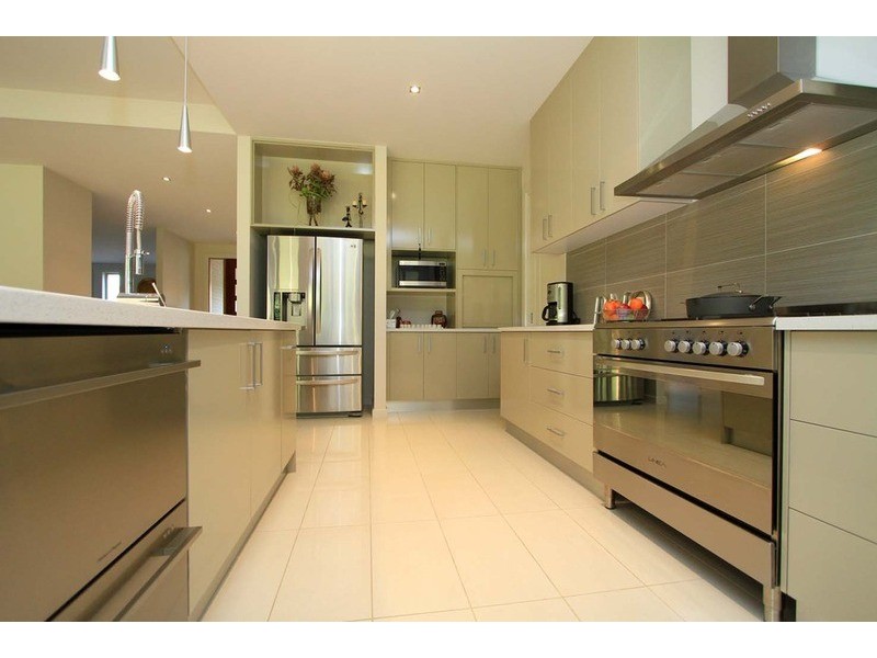 20 Lambourne Drive, Wodonga VIC 3690