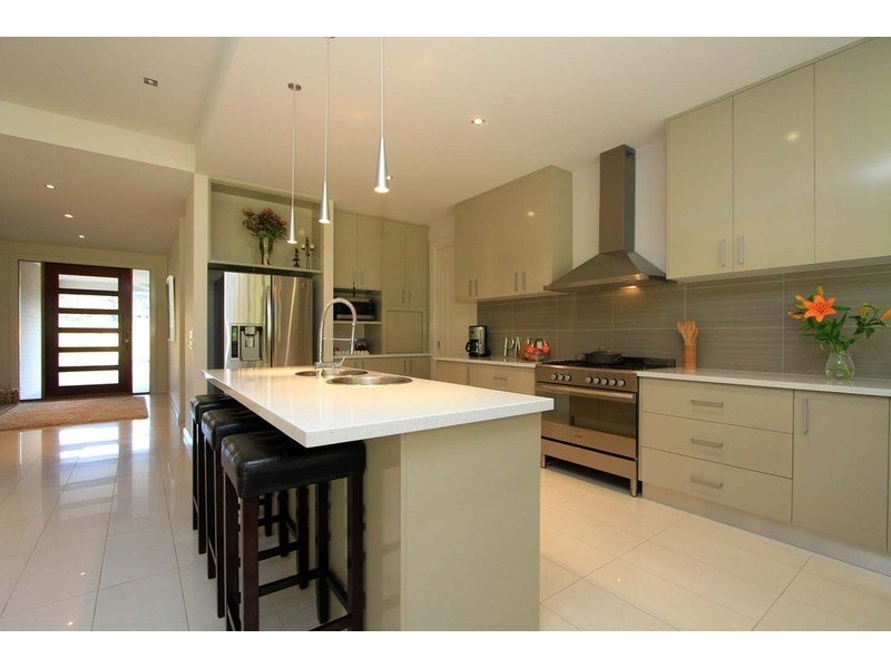 20 Lambourne Drive, Wodonga VIC 3690
