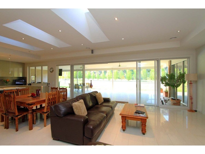 20 Lambourne Drive, Wodonga VIC 3690