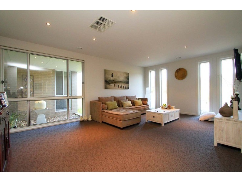 20 Lambourne Drive, Wodonga VIC 3690