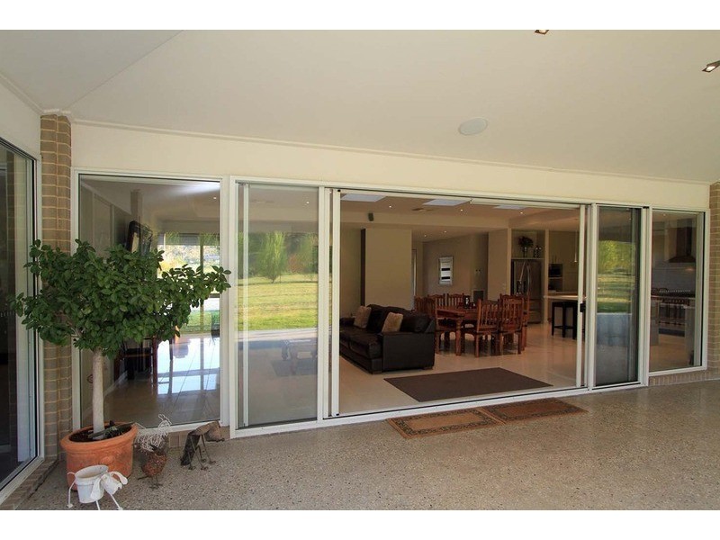 20 Lambourne Drive, Wodonga VIC 3690