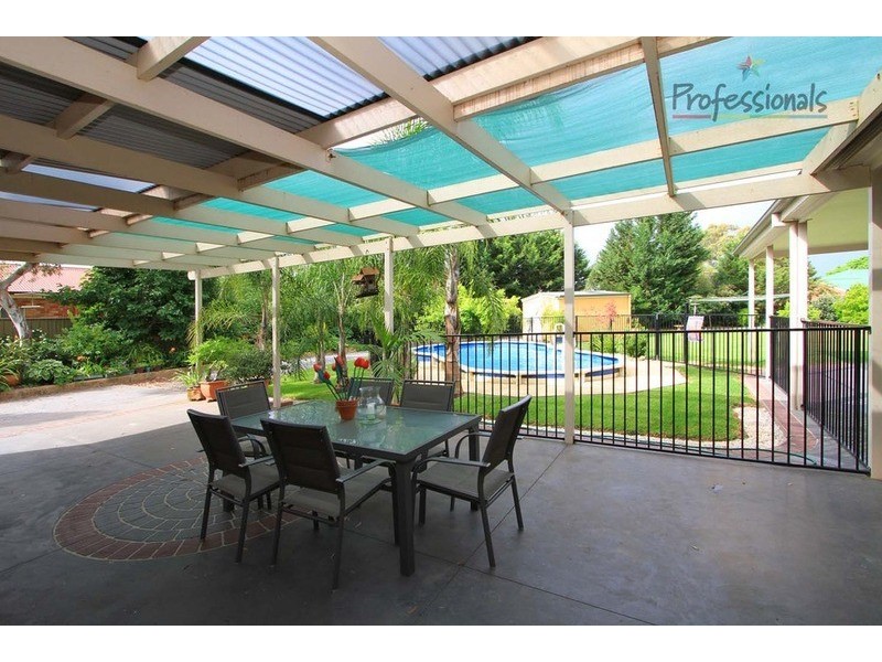 110 Mountford Crescent, Albury NSW 2640