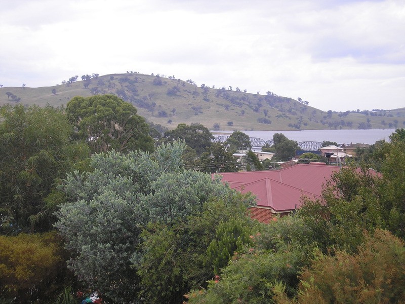 6 Elizabeth Drive, Bellbridge VIC 3691