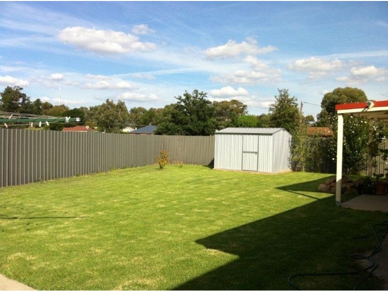 5 Church Street, Chiltern VIC 3683