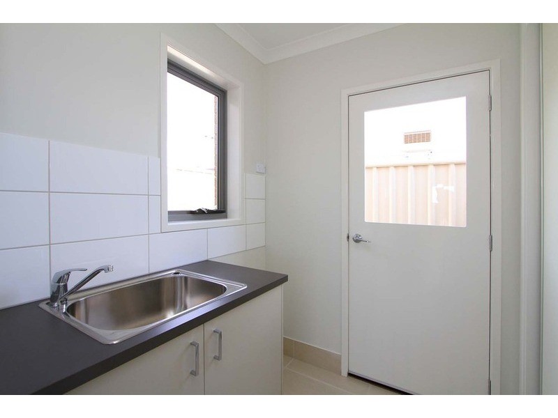 4/17 Thorneycroft Avenue, Wodonga VIC 3690