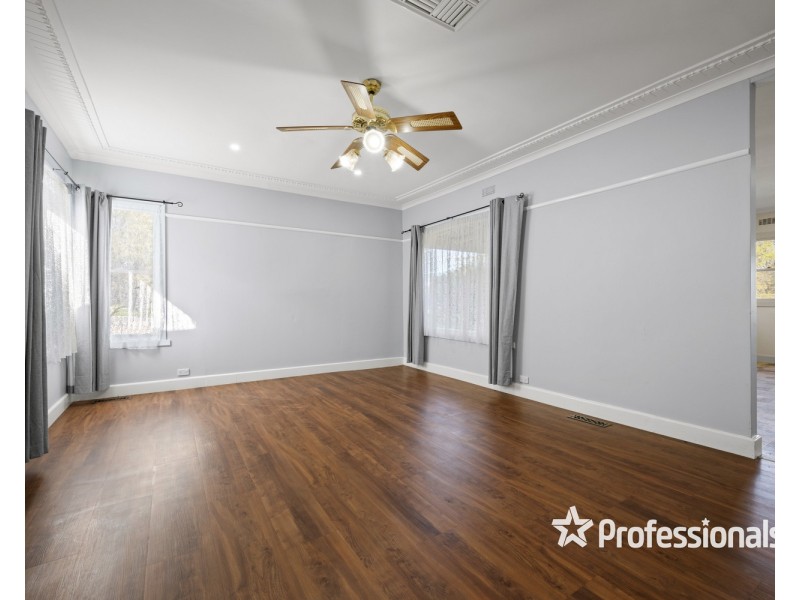 23 Albert Road, Chiltern VIC 3683