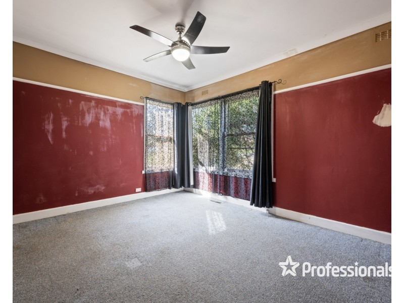 23 Albert Road, Chiltern VIC 3683