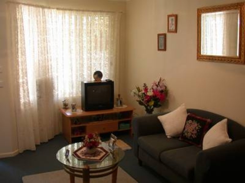 2/22 Hanlon Court, Wodonga VIC 3690