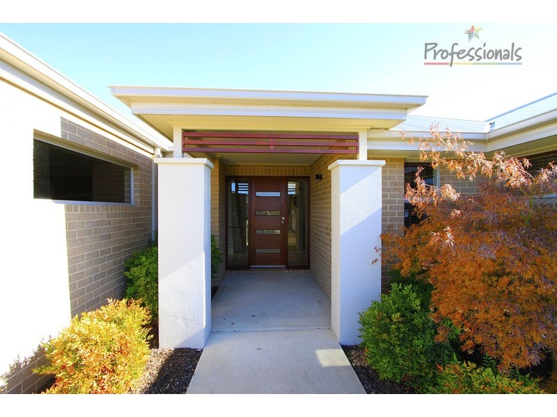 4 Grange Close, Wodonga VIC 3690