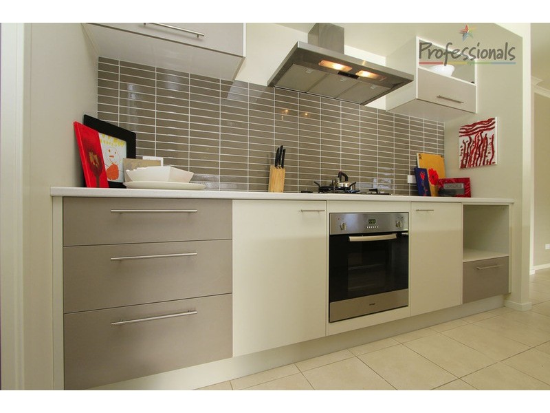 4 Grange Close, Wodonga VIC 3690