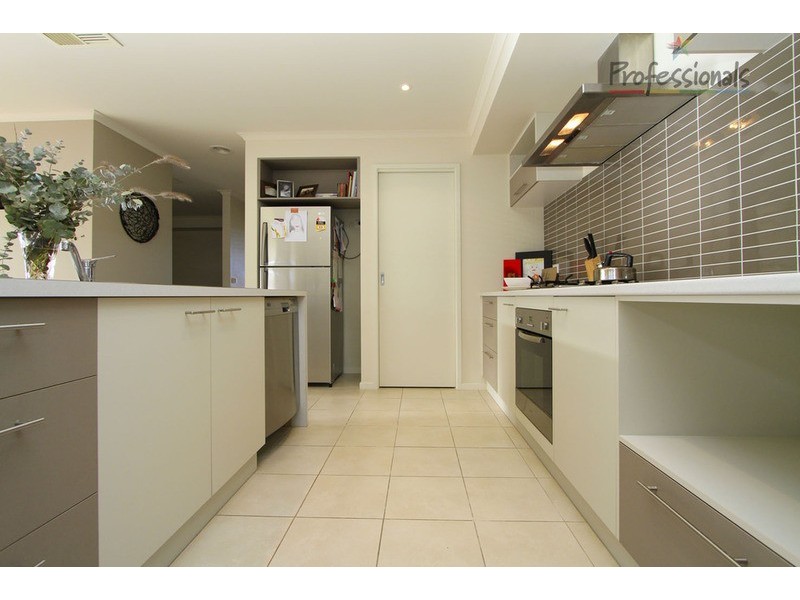 4 Grange Close, Wodonga VIC 3690