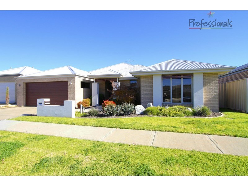 4 Grange Close, Wodonga VIC 3690