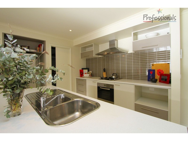4 Grange Close, Wodonga VIC 3690
